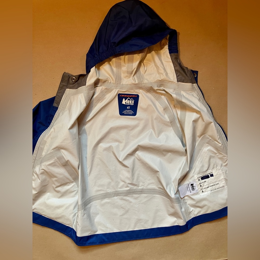 REI Blue Kids Raincoat - Picture 5 of 6